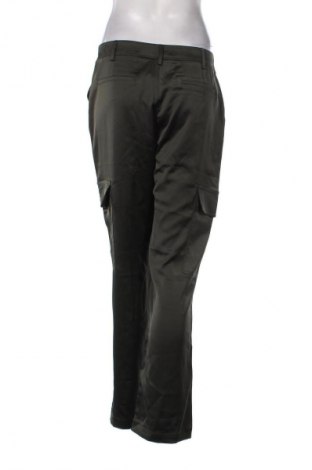 Damenhose Guess, Größe M, Farbe Grün, Preis € 117,99