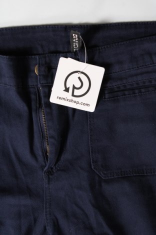 Pantaloni de femei H&M Divided, Mărime M, Culoare Albastru, Preț 76,32 Lei