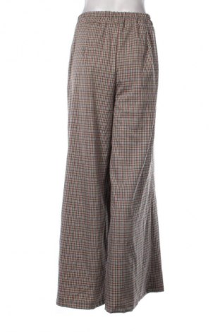 Női nadrág NEW COLLECTION, Méret XL, Szín Sokszínű, Ár 16 939 Ft