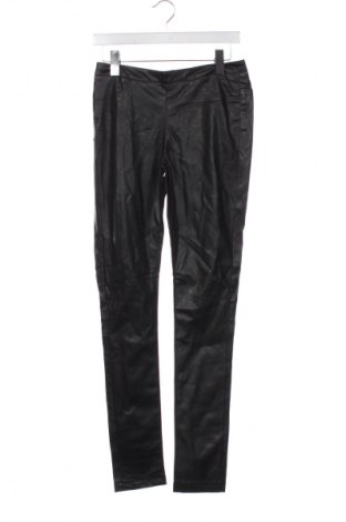 Damskie spodnie Pieces, Rozmiar S, Kolor Czarny, Cena 166,99 zł