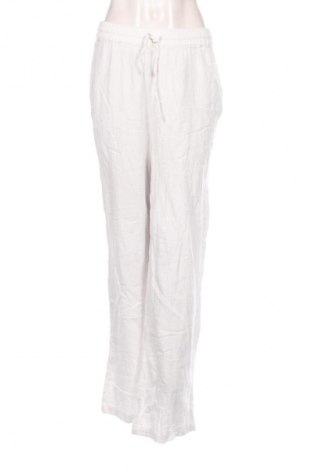 Damenhose Pieces, Größe M, Farbe Weiß, Preis € 13,81