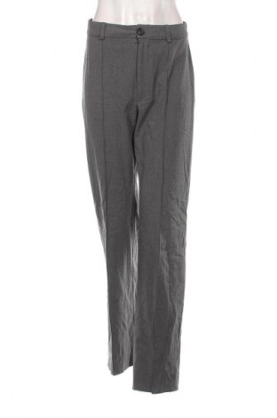 Dámské kalhoty  Pull&Bear, Velikost M, Barva Šedá, Cena  379,00 Kč