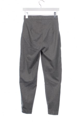 Pantaloni de femei Reserved, Mărime XS, Culoare Multicolor, Preț 43,99 Lei