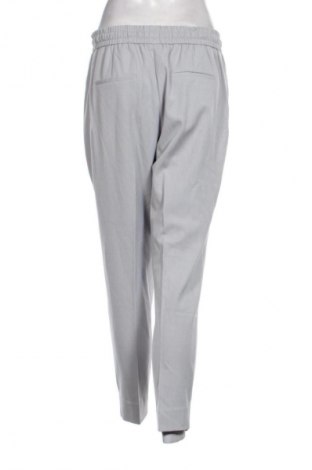 Дамски панталон Reserved, Размер M, Цвят Сив, Цена 48,00 лв.