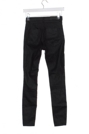 Dámské kalhoty  Stradivarius, Velikost XS, Barva Černá, Cena  367,00 Kč