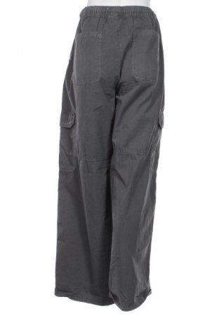 Női nadrág Stradivarius, Méret L, Szín Szürke, Ár 5 379 Ft