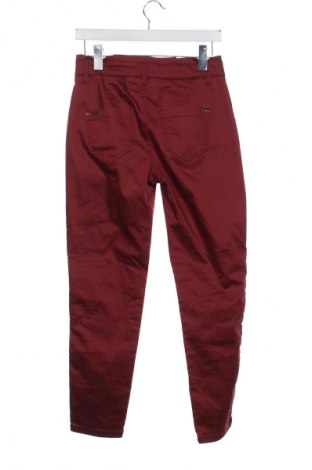 Дамски панталон Street One, Размер M, Цвят Червен, Цена 41,00 лв.