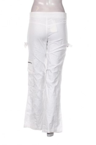 Дамски панталон Unbranded, Размер S, Цвят Бял, Цена 31,60 лв.