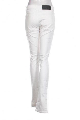 Дамски панталон Unbranded, Размер M, Цвят Бял, Цена 29,00 лв.