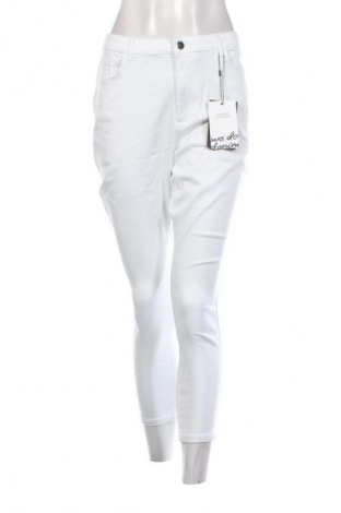 Дамски панталон Vero Moda, Размер XL, Цвят Бял, Цена 62,99 лв.