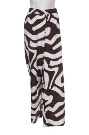 Damenhose Vero Moda, Größe XL, Farbe Mehrfarbig, Preis 41,99 €