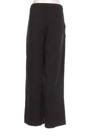 Damskie spodnie Your Turn, Rozmiar S, Kolor Czarny, Cena 250,99 zł