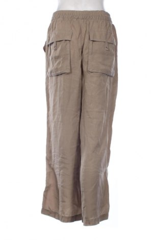 Pantaloni de femei Zara, Mărime M, Culoare Bej, Preț 71,05 Lei