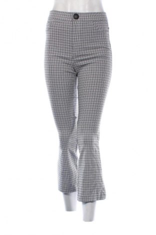 Damenhose Zara, Größe M, Farbe Mehrfarbig, Preis 13,80 €