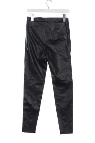 Дамски панталон Zara, Размер S, Цвят Черен, Цена 27,37 лв.