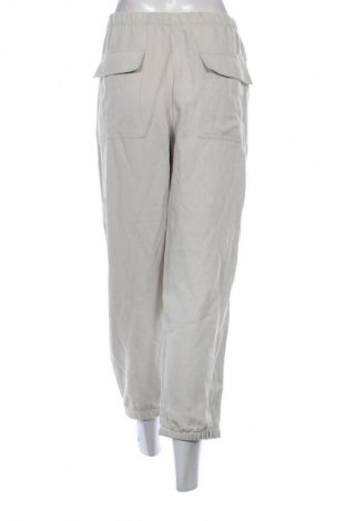 Дамски панталон Zara, Размер L, Цвят Екрю, Цена 27,02 лв.