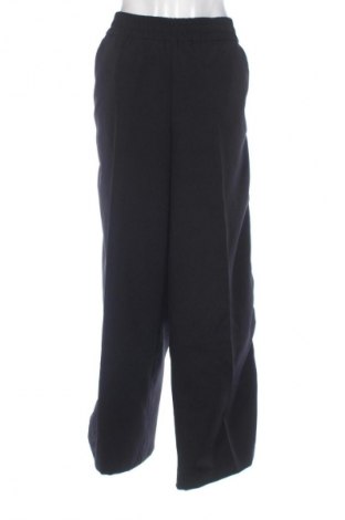 Дамски панталон Zara, Размер XL, Цвят Многоцветен, Цена 27,37 лв.