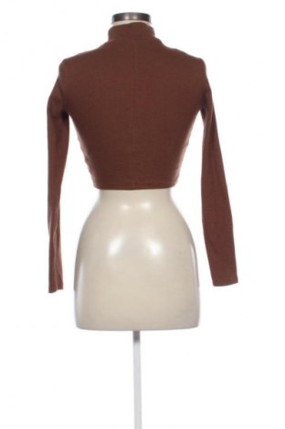 Γυναικείο πουλόβερ Bershka, Μέγεθος S, Χρώμα Καφέ, Τιμή 11,26 €