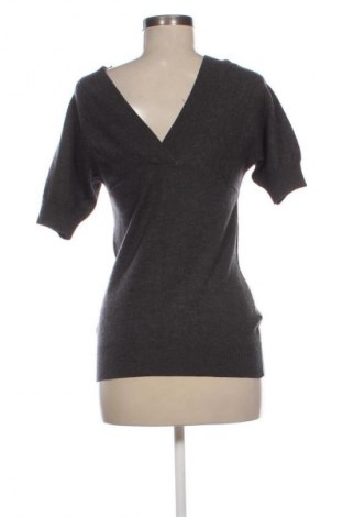 Dámský svetr Calvin Klein, Velikost M, Barva Šedá, Cena  1 215,00 Kč