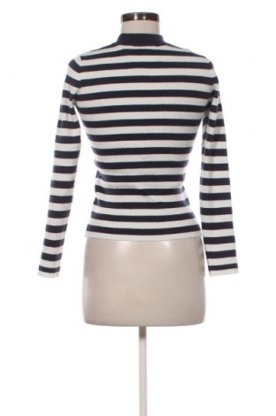 Дамски пуловер Levi's, Размер XS, Цвят Многоцветен, Цена 62,99 лв.