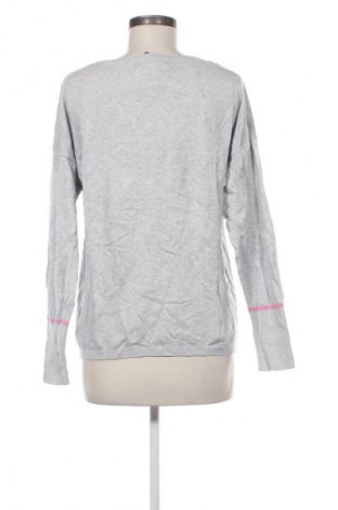 Дамски пуловер Lieblingsstuck, Размер S, Цвят Сив, Цена 40,99 лв.