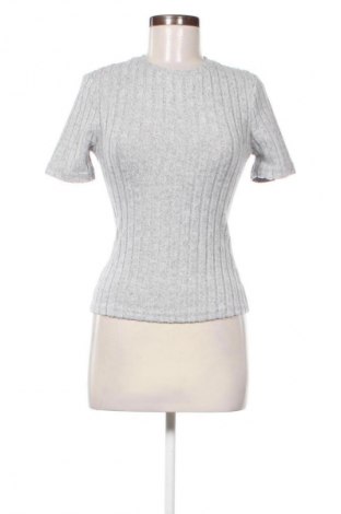 Дамски пуловер SHEIN, Размер M, Цвят Сив, Цена 46,00 лв.