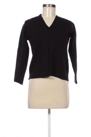 Dámský svetr United Colors Of Benetton, Velikost M, Barva Černá, Cena  519,00 Kč