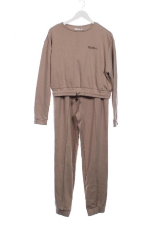 Dámská sportovní souprava. Even&Odd, Velikost XL, Barva Béžová, Cena  1 649,00 Kč