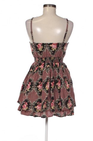 Top de femei Atmosphere, Mărime XS, Culoare Multicolor, Preț 76,00 Lei