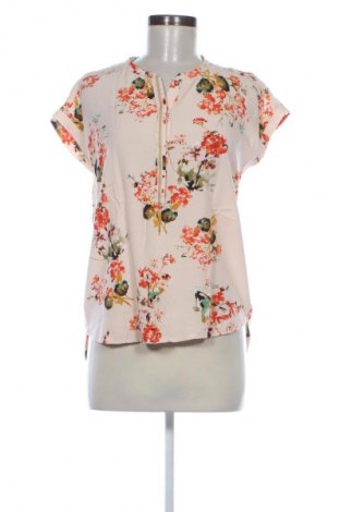 Дамски топ Culture, Размер S, Цвят Многоцветен, Цена 24,99 лв.