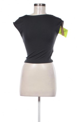 Дамски топ Even&Odd, Размер M, Цвят Сив, Цена 46,99 лв.