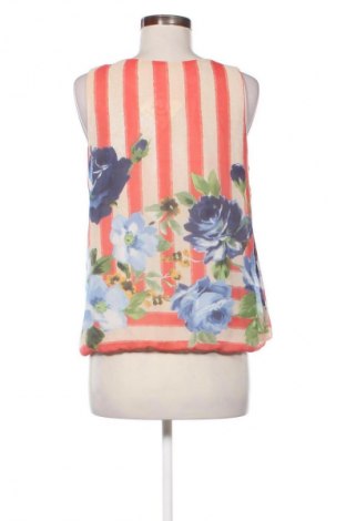 Дамски топ Vitrin, Размер M, Цвят Многоцветен, Цена 55,00 лв.
