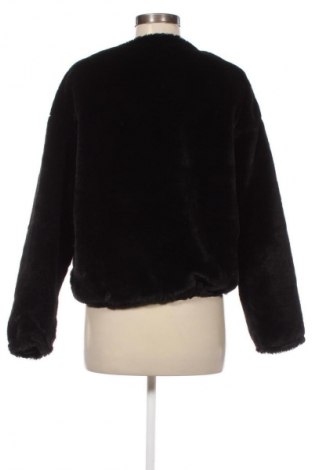 Palton de femei Bershka, Mărime L, Culoare Negru, Preț 110,99 Lei