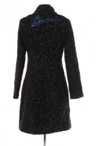 Dámský kabát  Desigual, Velikost L, Barva Černá, Cena  2 179,00 Kč