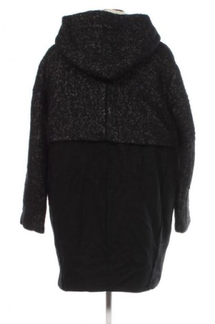 Дамско палто Zara, Размер L, Цвят Многоцветен, Цена 72,99 лв.