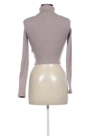 Damski golf Bershka, Rozmiar XS, Kolor Beżowy, Cena 44,00 zł