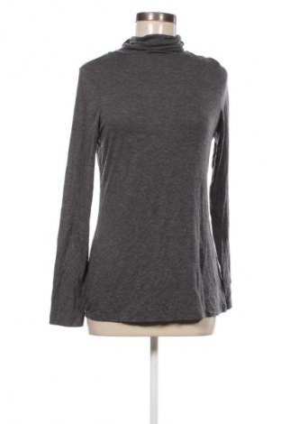 Дамско полo Esmara, Размер M, Цвят Сив, Цена 10,99 лв.