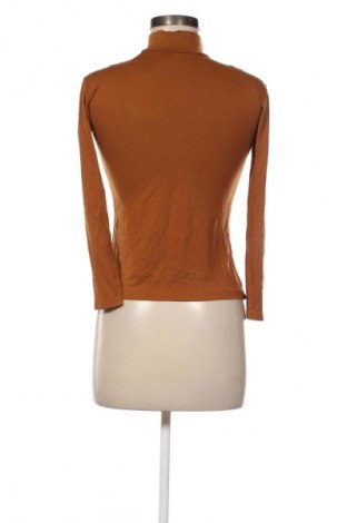 Helancă de femei Unbranded, Mărime M, Culoare Maro, Preț 50,00 Lei