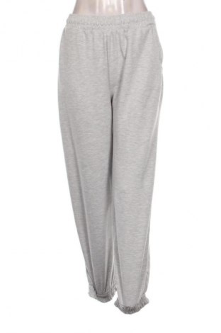 Damen Sporthose Bershka, Größe S, Farbe Grau, Preis € 30,99