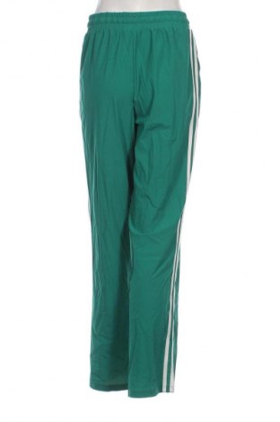 Γυναικείο αθλητικό παντελόνι Fisherfield, Μέγεθος M, Χρώμα Πράσινο, Τιμή 14,83 €