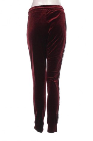 Damen Sporthose Liquor N Poker, Größe M, Farbe Rot, Preis € 12,99