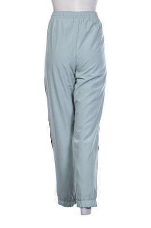 Pantaloni trening de femei Nike, Mărime L, Culoare Verde, Preț 235,99 Lei