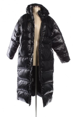 Дамско яке Air Jordan Nike, Размер S, Цвят Черен, Цена 384,99 лв.