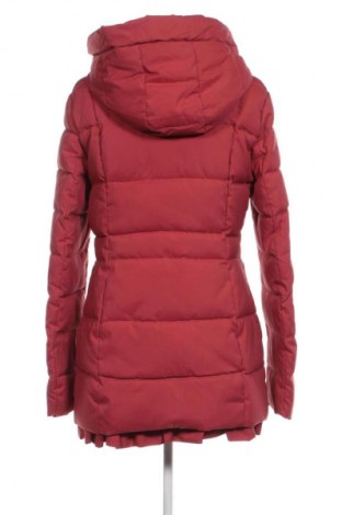 Дамско яке Artika, Размер M, Цвят Червен, Цена 89,00 лв.