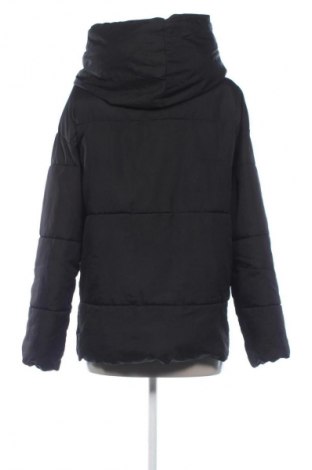 Γυναικείο μπουφάν Bershka, Μέγεθος XS, Χρώμα Μαύρο, Τιμή 24,55 €