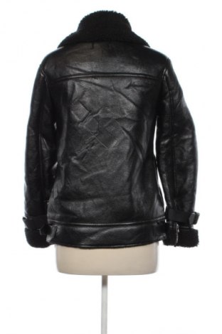 Geacă de femei Bershka, Mărime XS, Culoare Negru, Preț 178,99 Lei