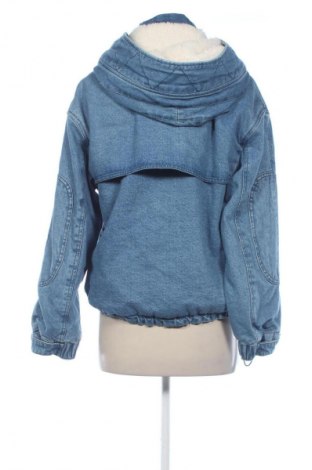 Γυναικείο μπουφάν Bershka, Μέγεθος S, Χρώμα Μπλέ, Τιμή 19,95 €