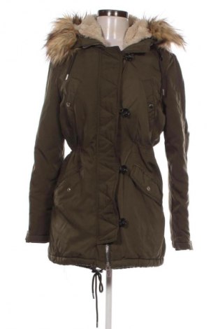 Damenjacke Bershka, Größe S, Farbe Grün, Preis 29,74 €