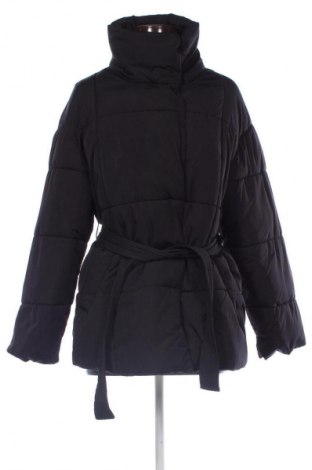 Γυναικείο μπουφάν Bershka, Μέγεθος S, Χρώμα Μαύρο, Τιμή 28,99 €