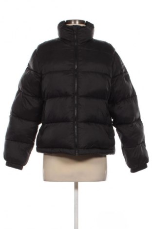 Dámska bunda  Napapijri, Veľkosť M, Farba Čierna, Cena  189,95 €